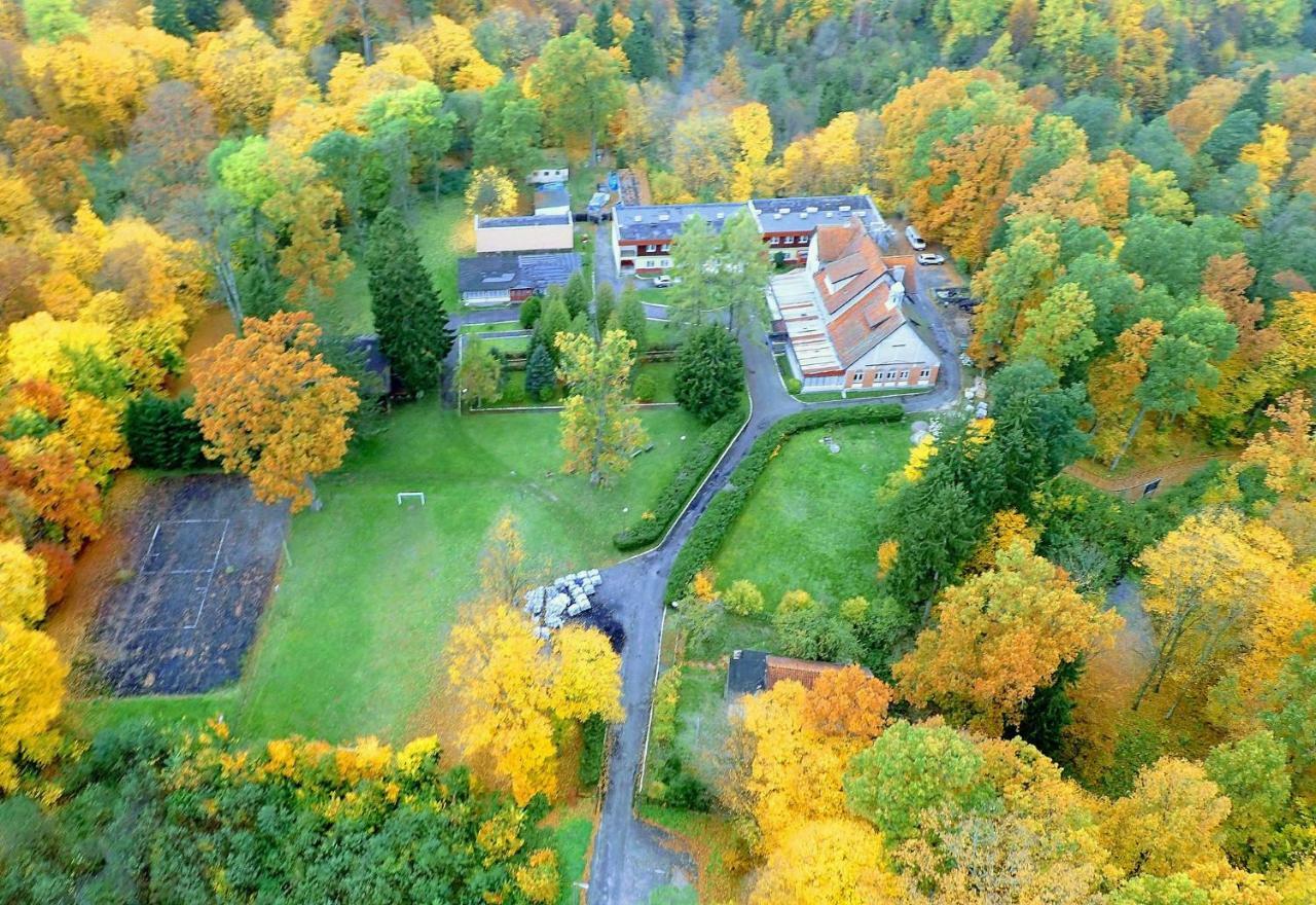 Zacisze Lesne Hostel Лидзбарк Вармински Екстериор снимка